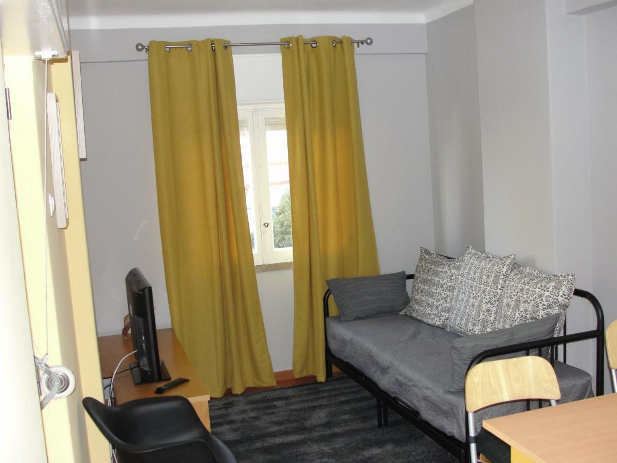 Comfort City Hub - Metro Lisbon อามาโดรา ภายนอก รูปภาพ